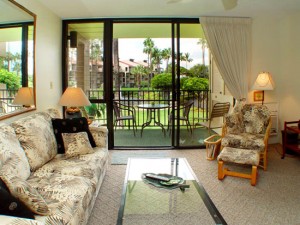 Kamaole Sands Condo with with view to fountains and garden area